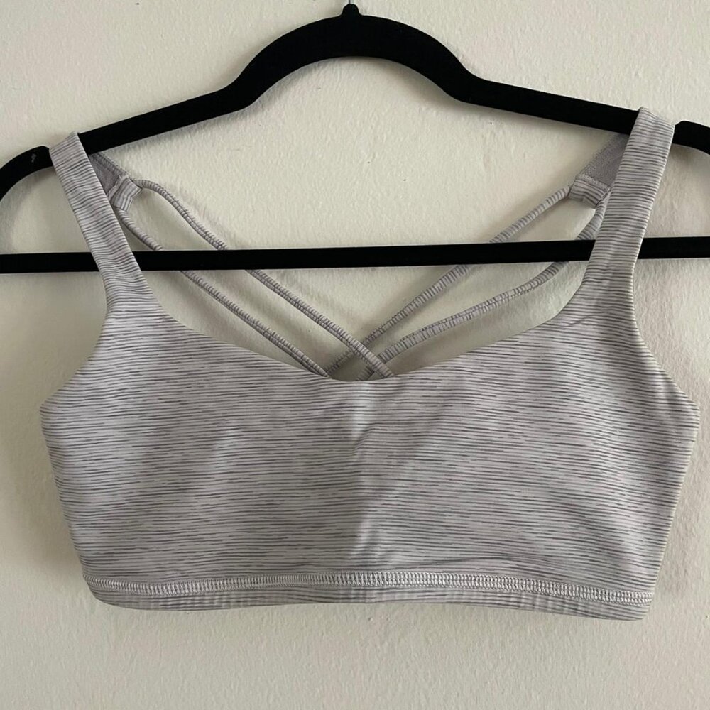 Lululemon Free to Be bra, size 6